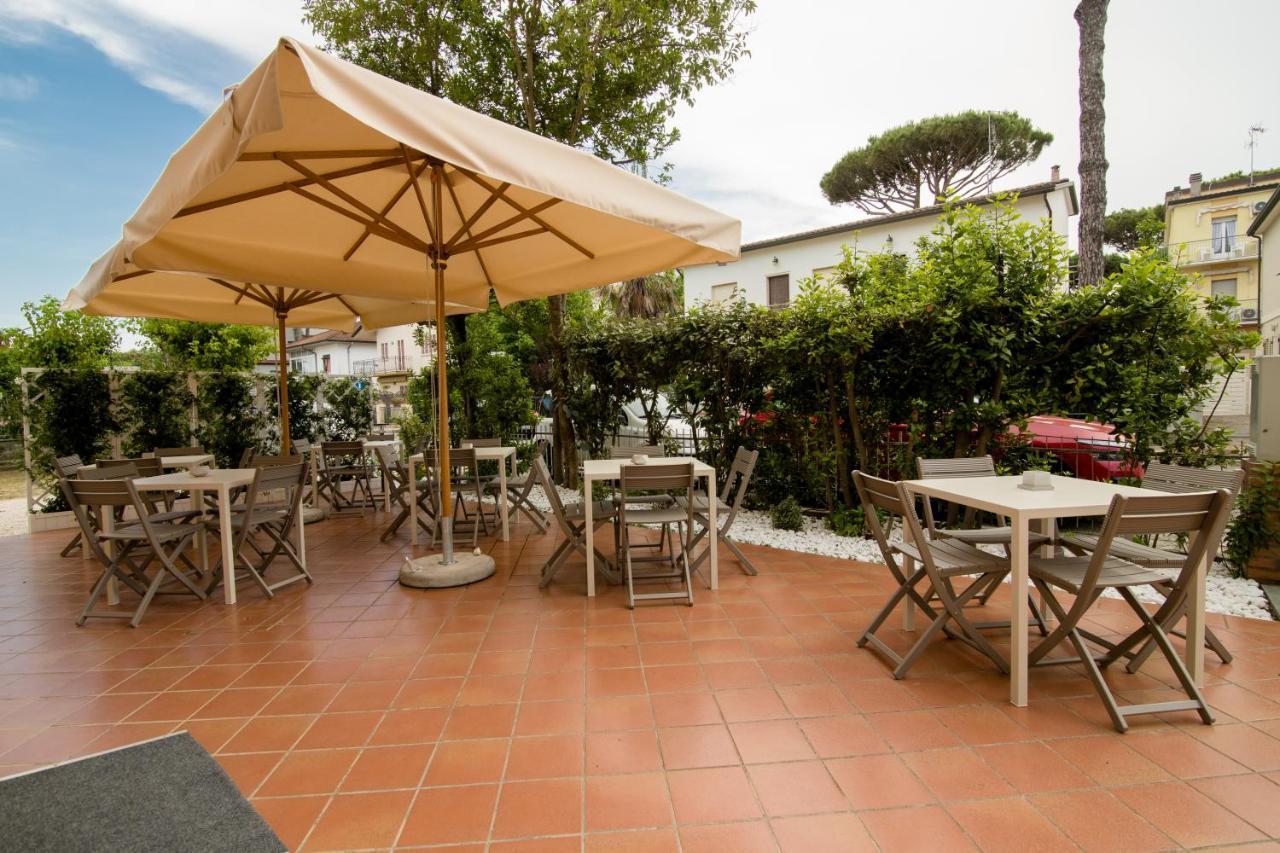 Hotel Lydia Cervia Dış mekan fotoğraf
