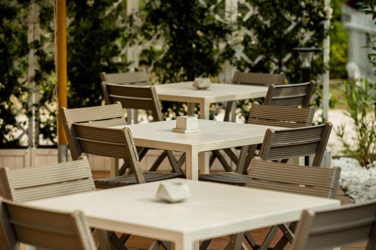 Hotel Lydia Cervia Dış mekan fotoğraf